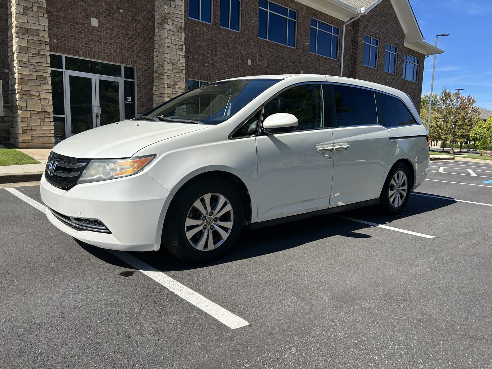 White 2014 Honda Odyssey